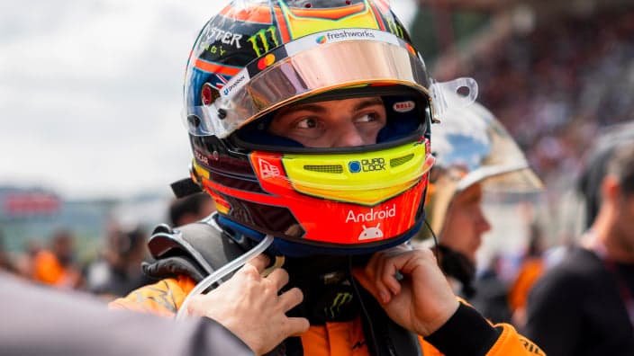 'Oscar Piastri has to leave!' F1 fans fury after McLaren staff refuse to celebrate his pole position